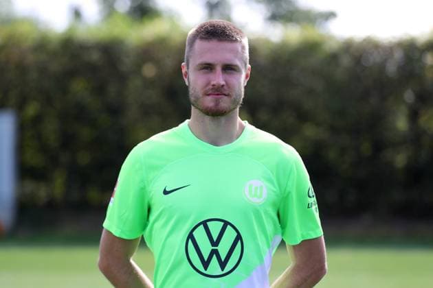 VfL Wolfsburg Wolfsburg, 20.09.2023, FUßBALL - VfL Wolfsburg, 1. Bundesliga, Saison 2023 24. Fototermin, Mattias Svanberg (VfL Wolfsburg) Wolfsburg