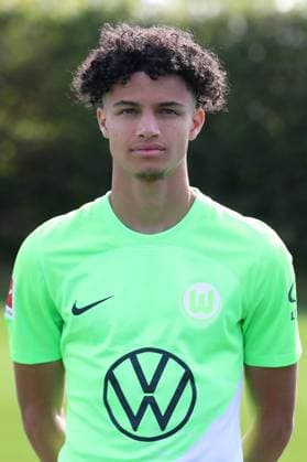 VfL Wolfsburg Wolfsburg, 20.09.2023, FUßBALL - VfL Wolfsburg, 1. Bundesliga, Saison 2023 24. Fototermin, Kevin Paredes (VfL Wolfsburg) Wolfsburg