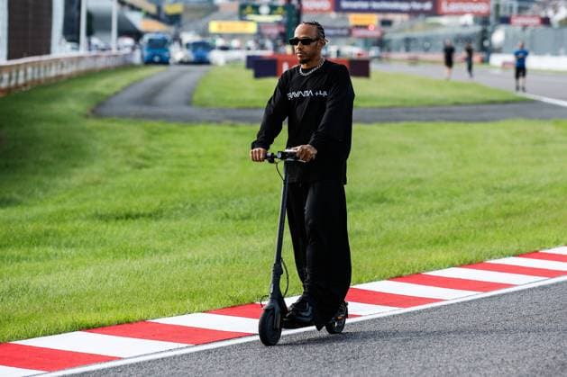 Sport Themen der Woche KW38 Sport Bilder des Tages 44 Lewis Hamilton (GBR, Mercedes-AMG Petronas F1 Team), F1 Grand Prix of Japan at Suzuka International Racing Course on September 21, 2023 in Suzuka, Japan. (Photo by HOCH ZWEI) Suzuka Japan *** 44 Lewis Hamilton GBR, Mercedes AMG Petronas F1 Team , F1 Grand Prix of Japan at Suzuka International Racing Course on September 21, 2023 in Suzuka, Japan Photo by HOCH ZWEI Suzuka Japan