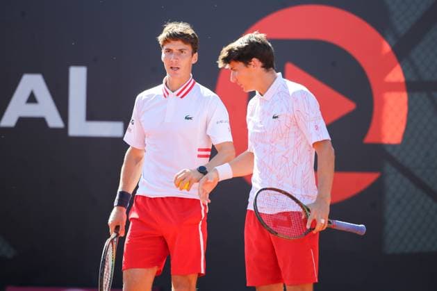 TENNIS - ATP, Tennis Herren Layjet Open BAD WALTERSDORF,AUSTRIA,21.SEP.23 - TENNIS - ATP Challenger Tour, Layjet Open. Image shows Ivan Sabanov and Matej Sabanov (SRB).  GEPAxpictures xMaticxKlansek