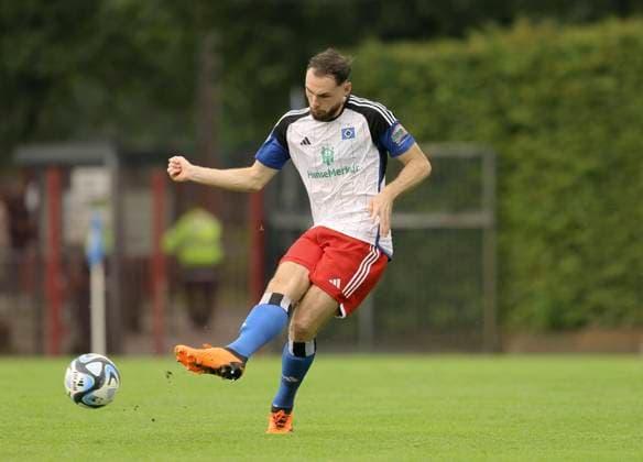 Foto : Valon Zumberi HSV Fussball Regionalliga Nord , am Sa. 12.08.2023 Hamburger SV II - SV Drochtersen