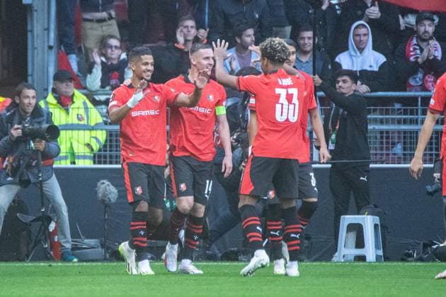 Joie des joueurs du Stade Rennais aprÃ s le but de Ludovic Blas (Stade Rennais) FOOTBALL : Stade Rennais x Maccabi Haifa - Ligue Europa - JournÃ e 1 - 21 09 2022 BaptisteAutissier Panoramic 