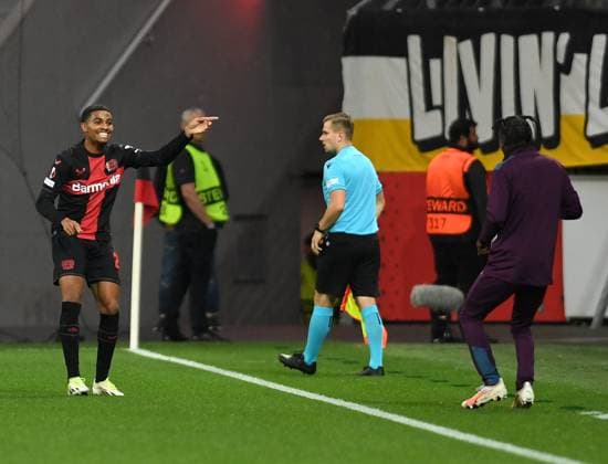 21.09.2023, Leverkusen, Germany, BayARENA, Bayer Leverkusen vs BK Haecken - UEFA Europa League 2023 2024 - Group H, Amine Adli (Bayer 04 Leverkusen) und Jeremie Frimpong (Bayer 04 Leverkusen) Torjubel, jubelt mit seiner Mannschaft nach dem Treffer zum 2:0 (Foto Ralf Treese) Leverkusen BayARENA North Rhine-Westphalia Germany
