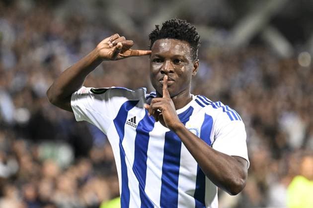 Sport Themen der Woche KW38 Sport Bilder des Tages Hassane Bande of HJK celebrates his 1-0 goal during the football UEFA Europa Conference League match HJK vs. PAOK in Helsinki, Finland, on 21st September, 2023. Helsinki Finland LKFTJK20230921202528XUAC  Copyright: xVesaxMoilanenx LKFTJK20230921202528XUAC