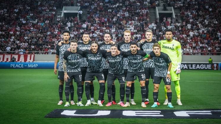 Mannschaftsfoto des SC Freiburg - UEFA Fußball Europa League Saison 2023-2024 Giorgos Karaiskakis Stadion Piräus, 21.09.2023 Olympiakos Piräus - SC Freiburg