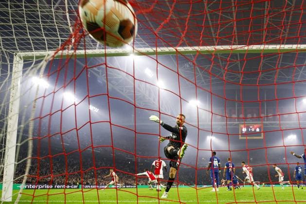 AMSTERDAM, 21-09-2023 JohanCruyff Arena, Europa League Football season 2023 2024 Match between Ajax and Olympique Marseille. Olympique Marseille goalkeeper Pau Lopez dejected after 2-0 Ajax - Olympique Marseille  x22441173x Copyright:
