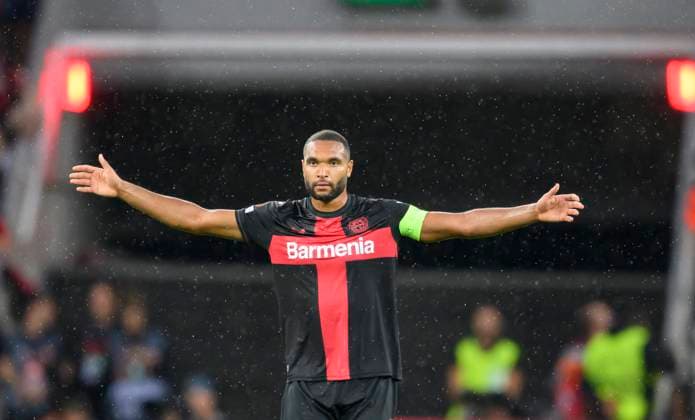 Jonathan TAH (LEV) Gestik, Geste, Fussball Europa League, Gruppenphase, 1. Spieltag, Bayer 04 Leverkusen (LEV) - BK Haecken (BKH) 4:0, am 21.09.2023 in Leverkusen Deutschland. UEFA regulations prohibit any use of photographs as image sequences and or quasi-video Â