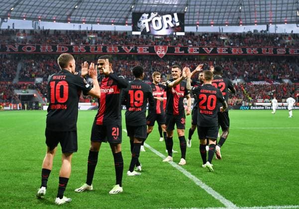 Jubel 1:0, v.li., Florian Wirtz (Bayer 04 Leverkusen), Amine Adli (Bayer 04 Leverkusen), (Bayer 04 Leverkusen), Granit Xhaka (Bayer 04 Leverkusen), Alejandro Grimaldo (Bayer 04 Leverkusen) 21.09.2023, Fussball Saison 2023 2024 Europa League Gruppenphase, 1. Spieltag Bayer 04 Leverkusen - BK Häcken 4:0 Leverkusen BayArena Nordrhein Westfalen Deutschland