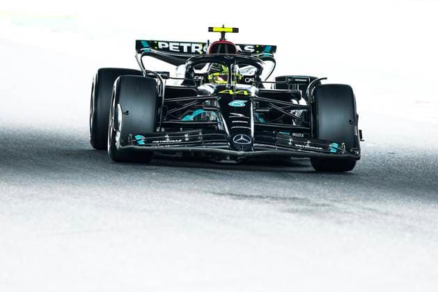 44 HAMILTON Lewis (gbr), Mercedes AMG F1 Team W14, action during the 2023 Formula 1 Lenovo Japanese Grand Prix, 16th round of the 2023 Formula One World Championship, WM, Weltmeisterschaft from September 22 to 24, 2023 on the Suzuka International Racing Course, in Suzuka - F1 - JAPANESE GRAND PRIX 2023 DPPI Panoramic  00123036__R3_4379