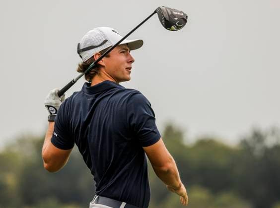 James Piot of the US watches his tee shot on the sixteenth hole during the first round of the 2023 LIV Golf League tournament at Rich Harvest Farms in Sugar Grove, Illinois, on Friday September 22, 2023. Tournament play runs from September 22nd through the 24th.  SGI20230922821 TANNENxMAURY