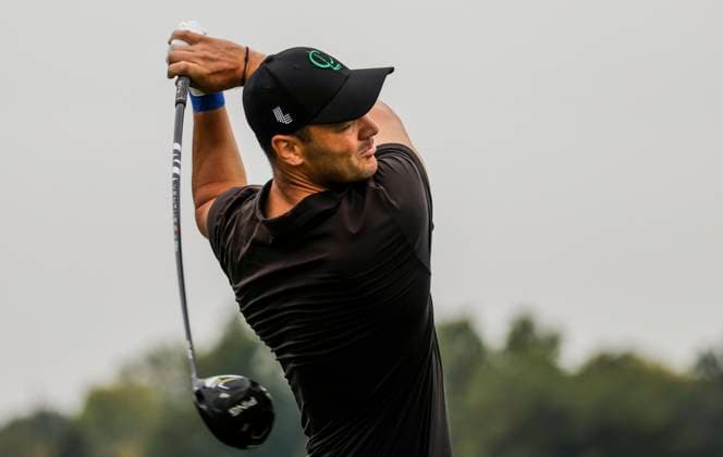 Martin Kaymer of Germany hits his tee shot on the sixteenth hole during the first round of the 2023 LIV Golf League tournament at Rich Harvest Farms in Sugar Grove, Illinois, on Friday, September 22, 2023. Tournament play runs from September 22nd through the 24th.  SGI20230922833 TANNENxMAURY
