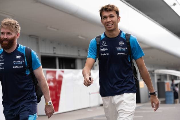 September 23, 2023, Suzuka, Mie Prefecture, Japan: ALEXANDER ALBON (THA) of Williams 23 arrives to the paddock for Qualifying for the 2023 Formula 1 Japanese Grand Prix Suzuka Japan - ZUMAb177 20230923_aap_b177_010 Copyright: xTaidghxBarronx
