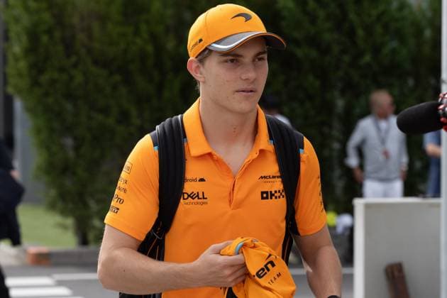 September 23, 2023, Suzuka, Mie Prefecture, Japan: OSCAR PIASTRI (AUS) of McLaren 81 arrives to the paddock for Qualifying for the 2023 Formula 1 Japanese Grand Prix Suzuka Japan - ZUMAb177 20230923_aap_b177_055 Copyright: xTaidghxBarronx