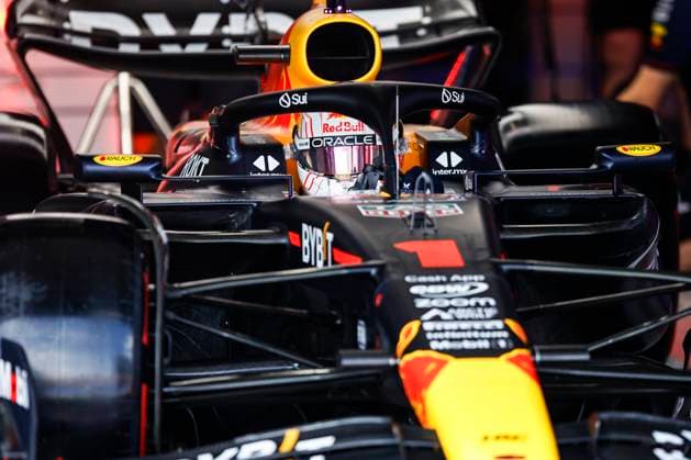 VERSTAPPEN Max (ned), Red Bull Racing RB19, portrait during the 2023 Formula 1 Lenovo Japanese Grand Prix, 16th round of the 2023 Formula One World Championship, WM, Weltmeisterschaft from September 22 to 24, 2023 on the Suzuka International Racing Course, in Suzuka - F1 - JAPANESE GRAND PRIX 2023 DPPI Panoramic  00123036__R3_4798