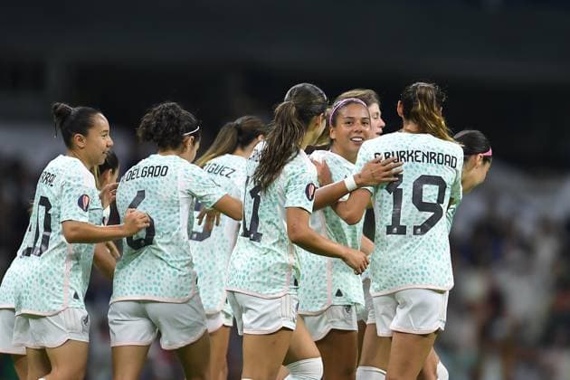 RECORD DATE NOT STATED CONCACAF Womens Gold Cup 2023 Mexico vs Puerto Rico Maria Sanchez celebrates her goal 1-1 of Mexico during the game Mexico (Mexican national team, Nationalteam vs Puerto Rico, corresponding to League A of the Group Stage Qualifiers for the CONCACAF Womens Gold Cup, at Azteca Stadium, on September 22, 2023. <br><br> Maria Sanchez celebra su gol 1-1 de Mexico durante el partido Mexico (Seleccion Nacional Mexicana) vs Puerto Rico, correspondiente a la Liga A de la Fase grupos Clasificatorio a la Copa Oro Femenina de la CONCACAF, el el Estadio Azteca, el 22 de Septiembre de 2023. CIUDAD DE MEXICO CDMX MEXICO  Copyright: xAdrianxMaciasx 20230922220350_CWGC_23_MEX_PUR_SANCHEZ102