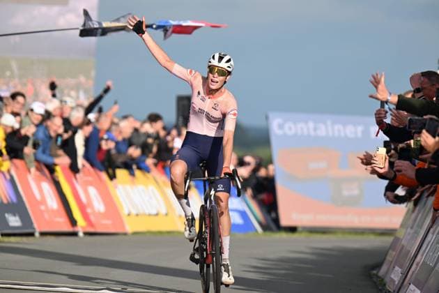 Bilder des Jahres 2023, Sport 09 September Sport Themen der Woche KW38 Sport Bilder des Tages Radsport, Rad-EM in Drenthe, Frauen 23-09-2023 European Championships Elite Women; 2023, Olanda; Bredewold, Mischa; Col Du Vam; 