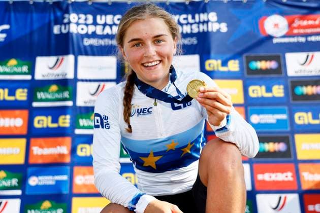 Bilder des Jahres 2023, Sport 09 September Sport Themen der Woche KW38 Sport Bilder des Tages UEC Road European Championships 2023 DRENTHE, NETHERLANDS - SEPTEMBER 24 : Moors Fleur (BEL) women juniors Road cycling, Rad, Radsport, Strasse victory pictured during the UEC Road European Championships 2023 on September 24, 2023 in Drenthe, Netherlands, 24 09 2023 Drenthe Netherlands  Copyright: xJanxDexMeuleneirx