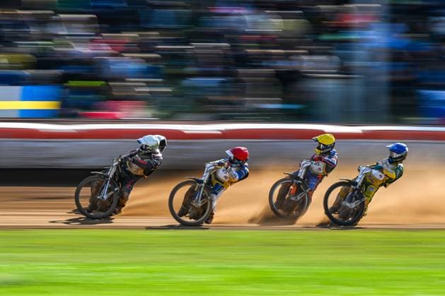 Bilder des Jahres 2023, Sport 09 September Sport Themen der Woche KW38 Sport Bilder des Tages International speedway race Golden Helmet, September 24, 2023, Pardubice. Start of the semi-final race. (CTKxPhoto DavidxTanecek) CTKPhotoP2023092404414  CTKPhotoP2023092404414