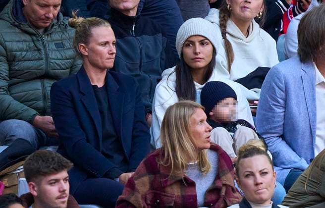 Kathleen KRÜGER, Teammanager FCB with wife Nora Bohaimid and their son in the match FC BAYERN MUENCHEN - VFL BOCHUM 7-0 on Sept 23, 2023 in Munich, Germany. Season 2023 2024, 1.Bundesliga, FCB, München, matchday 5, 5.Spieltag