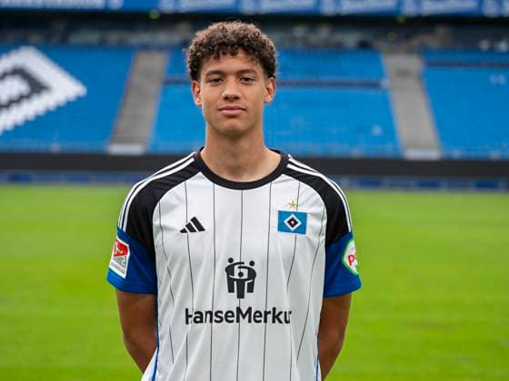 Andras Nemeth (HSV) 25.09.23, Hamburg, Hamburger SV, HSV Mannschaftsfoto-Termin, Portrait-Termin, Saison 2023 2024 Â