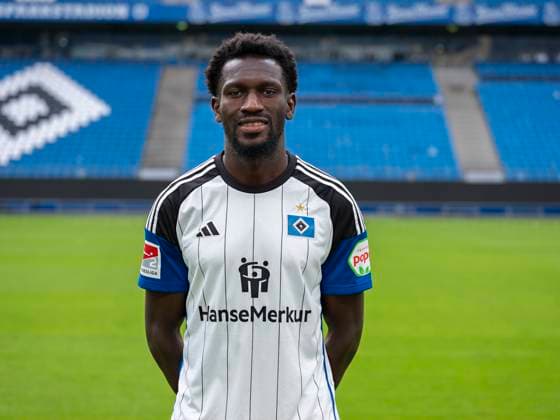Bakery Jatta (HSV) 25.09.23, Hamburg, Hamburger SV, HSV Mannschaftsfoto-Termin, Portrait-Termin, Saison 2023 2024 Â