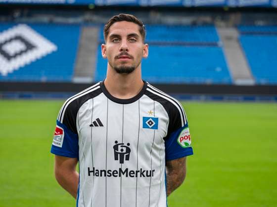 Ludovit Reis (HSV) 25.09.23, Hamburg, Hamburger SV, HSV Mannschaftsfoto-Termin, Portrait-Termin, Saison 2023 2024 Â
