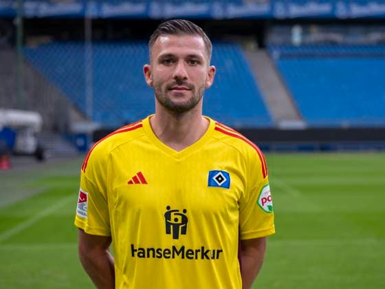 TW Daniel Heuer-Fernandes (HSV) 25.09.23, Hamburg, Hamburger SV, HSV Mannschaftsfoto-Termin, Portrait-Termin, Saison 2023 2024 Â