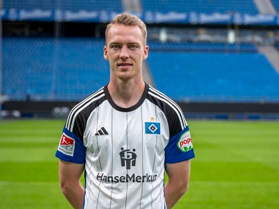 Sebastian Schonlau (HSV) 25.09.23, Hamburg, Hamburger SV, HSV Mannschaftsfoto-Termin, Portrait-Termin, Saison 2023 2024 Â