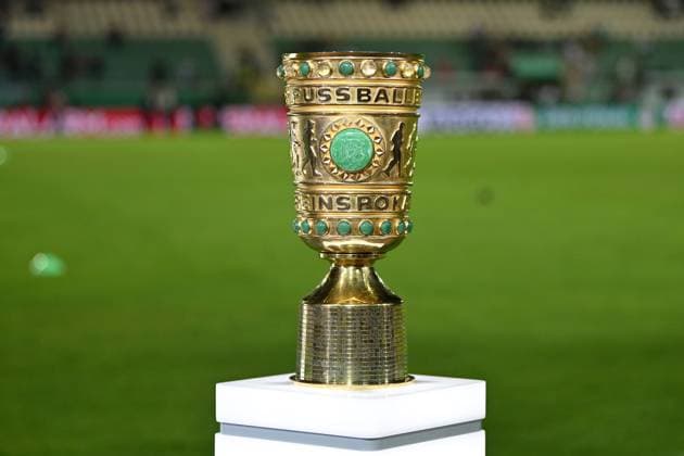 Muenster, Preussenstadion, 26.09.23, GER, Herren, DFB-Pokal-1.Runde, Saison 2023-2024, SC Preussen Muenster - FC Bayern Muenchen Bild: DFB-Pokal-Trophaee Only for editorial use! DFL regulations prohibit any use of photographs as image sequences and or quasi-video. Nordrhein-Westfalen Deutschland