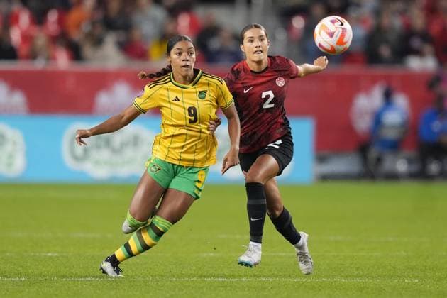 September 26, 2023, Toronto, ON, CANADA: Canada s Sydney Collins, 2, battles Jamaica s Kameron Simmonds for the ball during first half CONCACAF women s championship soccer series match in Toronto on Tuesday Sept. 26, 2023. Canada News - September 26, 2023  - ZUMAc35_ 20230926_zaf_c35_121 Copyright: xNathanxDenettex