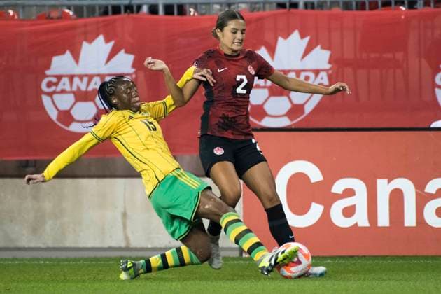 September 26, 2023, Toronto, Ontario, Canada: Tiffany Cameron 15 (L) and Sydney Collins 2 (R) in action during the CONCACAF Women s Championship 2024 Olympic qualifier between Canada and Jamaica at BMO field in Toronto. The game ended 2-1 for Canada sending it to the Paris 2024 Olympic Games, Olympische Spiele, Olympia, OS Toronto Canada - ZUMAm154 20230926_zap_m154_010 Copyright: xAngelxMarchinix
