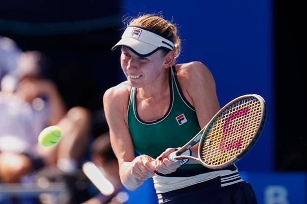 September 27, 2023, Tokyo, Japan: Ekaterina ALEXANDROVA (RUS) hits a return against Liudmila SAMSONOVA (RUS) during their women s singles match of the Toray Pan Pacific Open Tennis Tournament 2023 at the Ariake Coliseum. The tournament is held from September 25 to October 1st. Alexandrova won 6-4, 6-2. Tokyo Japan - ZUMAm191 20230927_aap_m191_020 Copyright: xRodrigoxReyesxMarinx