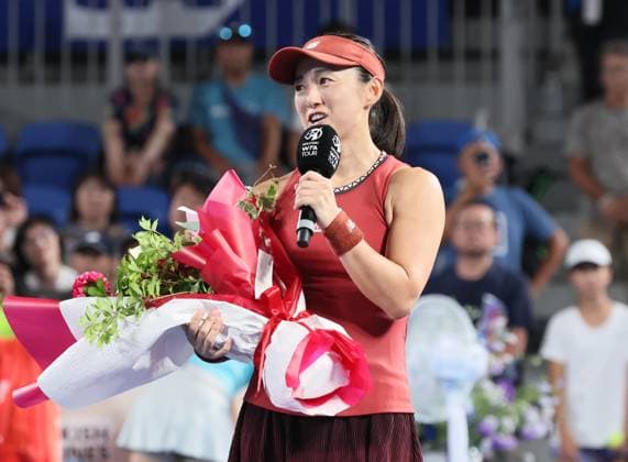 September 28, 2023, Tokyo, Japan - Misaki Doi of Japan speaks to her fans after her game at the second round match of the Toray pan Pacific Open tennis tournament at the Ariake Colosseum in Tokyo on Thursday, September 28, 2023. Doi was defeated by Maria Sakkari of Greece 3-6, 1-6 and withdrew from her professional carrier. (photo by Yoshio Tsunoda AFLO) Noxthirdxpartyxsales  (0306207886st)
