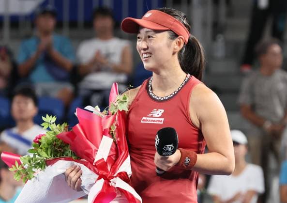 September 28, 2023, Tokyo, Japan - Misaki Doi of Japan speaks to her fans after her game at the second round match of the Toray pan Pacific Open tennis tournament at the Ariake Colosseum in Tokyo on Thursday, September 28, 2023. Doi was defeated by Maria Sakkari of Greece 3-6, 1-6 and withdrew from her professional carrier. (photo by Yoshio Tsunoda AFLO) Noxthirdxpartyxsales  (0306207898st)