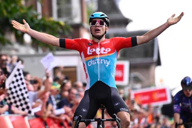 Sport Themen der Woche KW39 Sport Bilder des Tages Circuit Franco Belge 2023 MONT DE L ENCLUS, BELGIUM - SEPTEMBER 28 : De Lie Arnaud (BEL) of Lotto Dstny celebrates the victory during the Circuit Franco Belge cycling race (190,6 km) with start in Tournai and finish in Mont de L enclus . on September 28, 2023 in Mont de L enclus, Belgium, 28 09 2023 Mont de L enclus Belgium  Copyright: xGvgx