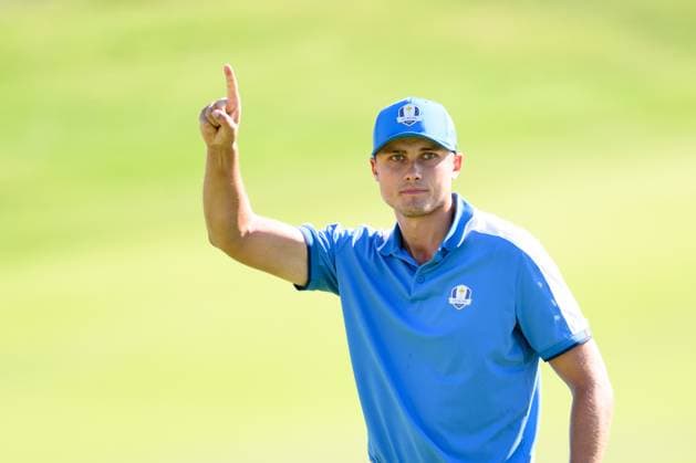 230929 Ludvig Aberg of Team Europe celebrates during the first round of the Ryder Cup on September 29, 2023 in Rome. Photo: Mathias Bergeld BILDBYRAN kod MB MB0736 golf ryder cup day 1 bbeng round 1 jubel Copyright: MATHIASxBERGELD BB230929MB021