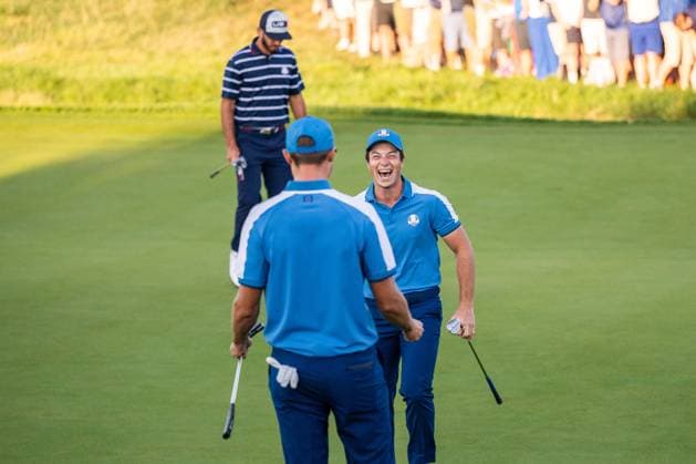 230929 Ludvig Aberg and Viktor Hovland of Team Europe celebrate in a foursome match during day one of the Ryder Cup on September 29, 2023 in Rome. Photo: Mathias Bergeld BILDBYRAN kod MB MB0736 golf ryder cup day 1 bbeng round 1 jubel Copyright: MATHIASxBERGELD BB230929MB042