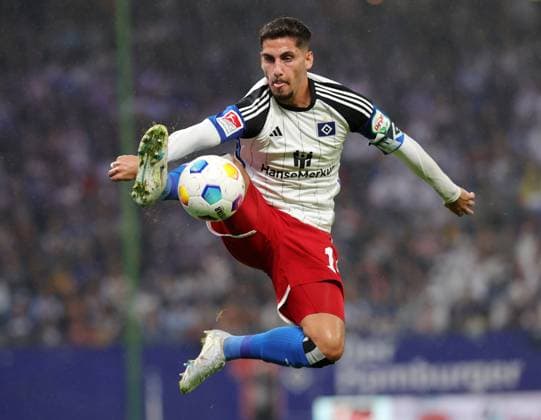 Sport Themen der Woche KW39 Sport Bilder des Tages 2.Liga Saison 2023-2024 8.Spieltag 29.09.2023 Hamburger SV - Fortuna Duesseldorf im Volksparkstadion Ludovit Reis (Hamburger SV) DFL REGULATIONS PROHIBIT ANY USE OF PHOTOGRAPHS AS IMAGE SEQUENCES AND OR QUASI-VIDEO *** 2 Liga Saison 2023 2024 8 Spieltag 29 09 2023 Hamburger SV Fortuna Duesseldorf im Volksparkstadion Ludovit Reis Hamburger SV DFL REGULATIONS PROHIBIT ANY USE OF PHOTOGRAPHS AS IMAGE SEQUENCES AND OR QUASI VIDEO