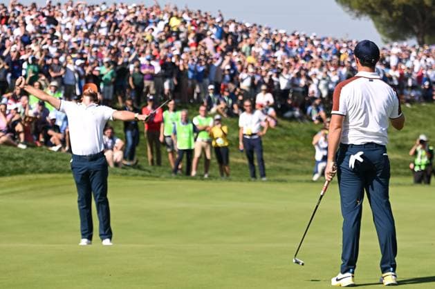Ryder Cup 2023, Day Two, Morning Foursomes, Golf, Marco Simone Golf & Country Club, Rome, Italy - 30 Sep 2023  Copyright: xGreigxCowie Shutterstockx 14130258bb