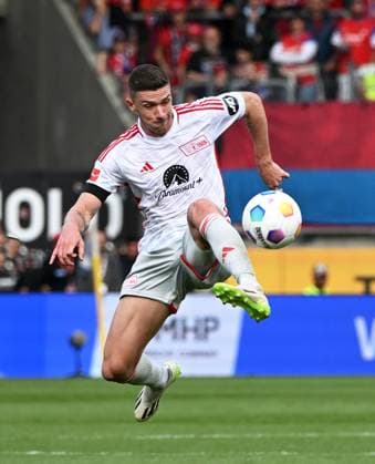 Sport Themen der Woche KW39 Sport Bilder des Tages Fussball, Herren, 1. Bundesliga, Saison 2023 2024, (6. Spieltag), 1. FC Heidenheim 1846 - 1. FC Union Berlin, Robin Gosens (1. FC Union Berlin), 30.09. 2023, *** Football, Men, 1 Bundesliga, Season 2023 2024, Matchday 6 , 1 FC Heidenheim 1846 1 FC Union Berlin, Robin Gosens 1 FC Union Berlin , 30 09 2023, Copyright: xMatthiasxKochx