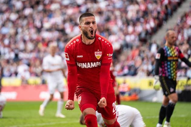 GER, 1 FBL, 1. FC Köln Koeln vs VfB Stuttgart 30.09.2023, RheinEnergieSTADION, Köln, GER, 1 FBL, 1. FC Köln Koeln vs VfB Stuttgart Im Bild: Torjubel Jubel ueber das Tor zum 0:1 durch Deniz Undav (VfB Stuttgart, 26), Gestik, Mimik, Emotionen, schreit jubelt, freut sich, ist glücklich *** GER, 1 FBL, 1 FC Köln Koeln vs VfB Stuttgart 30 09 2023, RheinEnergieSTADION, Cologne, GER, 1 FBL, 1 FC Köln Koeln vs VfB Stuttgart In the picture goal cheering cheering for the goal to 0 1 by Deniz Undav VfB Stuttgart, 26 , gestures, facial expressions, emotions, shouts cheers, rejoices, is happy nordphotoxGmbHxx xChristianxSchulze nph000300