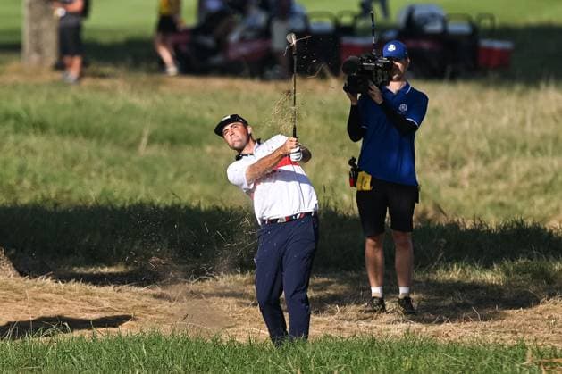 Ryder Cup 2023, Day Two, Morning Foursomes, Golf, Marco Simone Golf & Country Club, Rome, Italy - 30 Sep 2023  Copyright: xGreigxCowie Shutterstockx 14130258fr