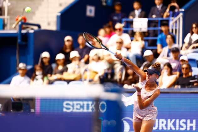 October 1, 2023, Tokyo, Japan: Veronika KUDERMETOVA (RUS) hits a return against Jessica PEGULA (USA) during the singles final match of the Toray Pan Pacific Open Tennis Tournament 2023 at the Ariake Coliseum. The tournament is held from September 25 to October 1st. KUDERMENTOVA won 7-5, 6-1. Tokyo Japan - ZUMAm191 20231001_aap_m191_030 Copyright: xRodrigoxReyesxMarinx