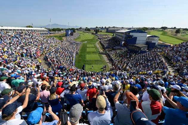 October 1, 2023, Rome: Spectators attend the Single matches on the last day of the 2023 Ryder Cup golf tournament at Marco Simone Golf Club in Guidonia, near Rome, Italy, 1st October 2023. The 44th Ryder Cup matches between the US and Europe will be held in Italy from 29 September to 01 October 2023. ANSA RICCARDO ANTIMIANI 2023 Ryder Cup golf tournament - Single matches  - ZUMAa110 20231001_zaf_a110_002 Copyright: xRiccardoxAntimianix