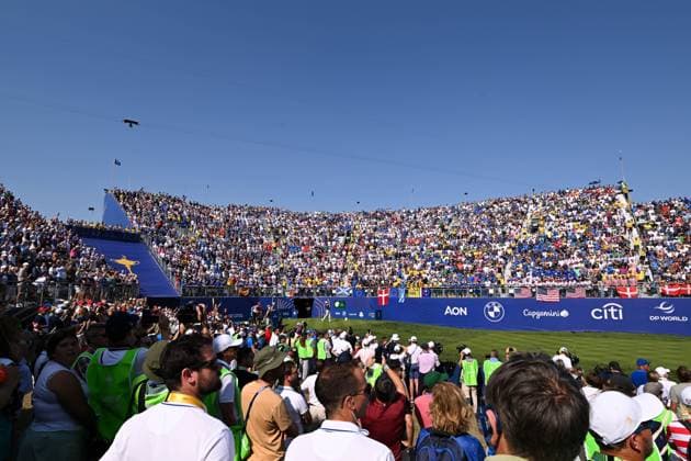 Ryder Cup 2023, Day Three, Singles, Golf, Marco Simone Golf & Country Club, Rome, Italy - 01 Oct 2023  Copyright: xGreigxCowie Shutterstockx 14130264b
