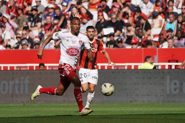 Steve MouniÃ (Brest) FOOTBALL : OGC Nice vs Brest - Ligue 1 Uber Eats - Nice - 01 10 2023 NorbertScanella Panoramic 