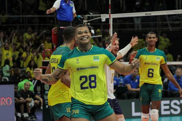 Volleyball, Olympia Quali, Brasilien - Tschechien Pré Olímpico Brasil x República Tcheca RIO DE JANEIRO, RJ - 01.10.2023: PRÉ OLÍMPICO BRASIL X REPÚBLICA TCHECA - The Brazilian volleyball team returned to the Maracanãzinho court, in Rio de Janeiro, this Sunday morning (1) to face the Czech Republic team, in the second round of the Men& 39;s Pre-Olympic Volleyball Tournament in search of qualification for the Olympic Games, Olympische Spiele, Olympia, OS in Paris 2024. (Photo: Lorando Labbe Fotoarena) x2442038x  LorandoxLabbe