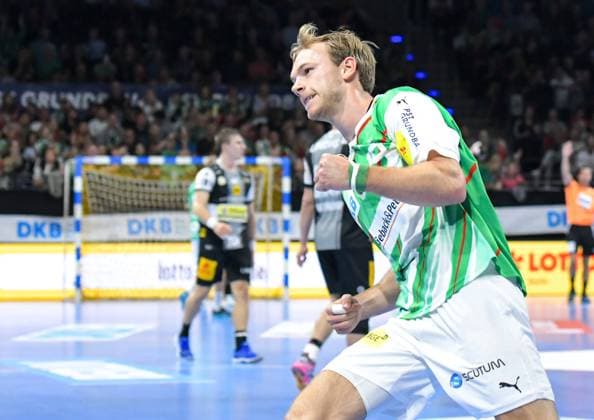 Handball - Liqui Moly HBL, Füchse Berlin - ThSV Eisenach 01.10.2023, xdanx, Handball - Liqui Moly HBL, Füchse Berlin - ThSV Eisenach, v.l. Mathias Gidsel (Füchse Berlin 19), Jubel Berlin Max Schmeling Halle Berlin Deutschland (DE) Copyright: xDanielxLakomskix