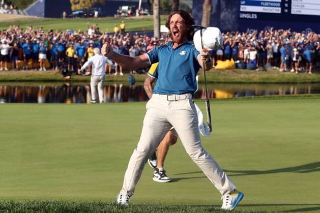 Rome, Italy 01.10.2023: Tommy FLEETWOOD score the last point at SINGLES MATCHES and Europe team win the trophy at RYDER CUP 2023 at Marco Simone Golf Country Club di Guidonia Montecelio, Roma  Copyright: xmarcoxiacobuccix xipa-agency.netx xmarcoxiacobuccix IPA_40705223 IPA_IPA40705223