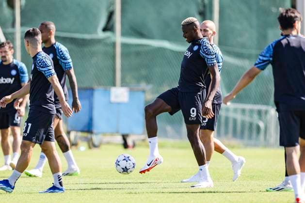 Italy: training session SSC Napoli SSC Napoli s Nigerian forward Victor Osimhen controls the ball during training ahead of the UEFA Champions League match against Real Madrid at the Konami Center on 02 October 2023, in Castel Volturno, Italy. ABPH8904 Copyright: xAntonioxBalascox